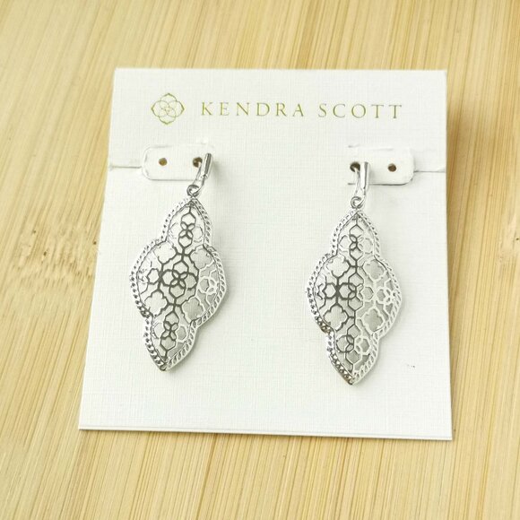 Kendra Scott Jewelry - Kendra Scott Abbie Silver Drop Earrings 🎉